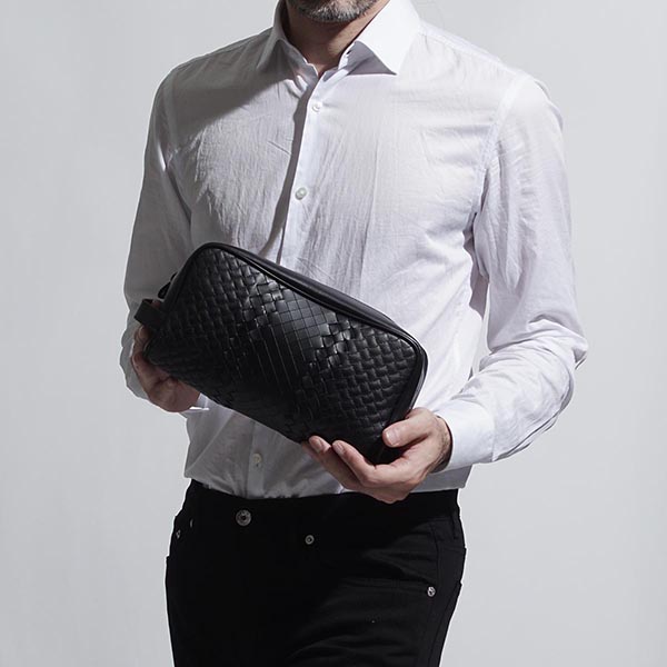 スーパーコピーボッテガヴェネタ BOTTEGA VENETA ポーチ トイレタリー ケース アメニティケース ブラック メンズ アクセサリ 革 レザー 旅行 出張 トラベル 244706 vv341 1000 VN - 商品画像 3