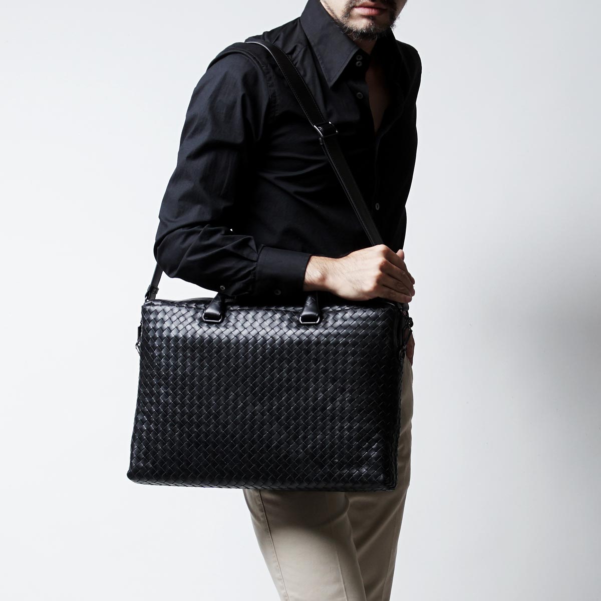 ボッテガヴェネタ/BOTTEGA VENETA/ ブリーフケース(2WAY仕様)/LIGHT CALF /ネロ ブラック系354386 vq131 1000 メンズ - 商品画像 4