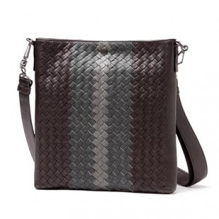 ボッテガヴェネタ/BOTTEGA VENETAスーパーコピー ショルダーバッグ CLUB FUME 387302 vbg80 2118