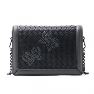 ボッテガヴェネタ BOTTEGA VENETA クラッチバッグ 2WAY レディース レザー 本革 ギフト プレゼント 蝶 チョウ 490085 vcl61 1064 ミニ モンテベッロ NAPPA