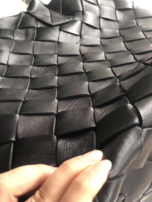 BOTTEGA VENETAコピー 19SS ナッパ マキシ カバ 30バッグ 570800 VMAH1 1229 - 商品画像 6