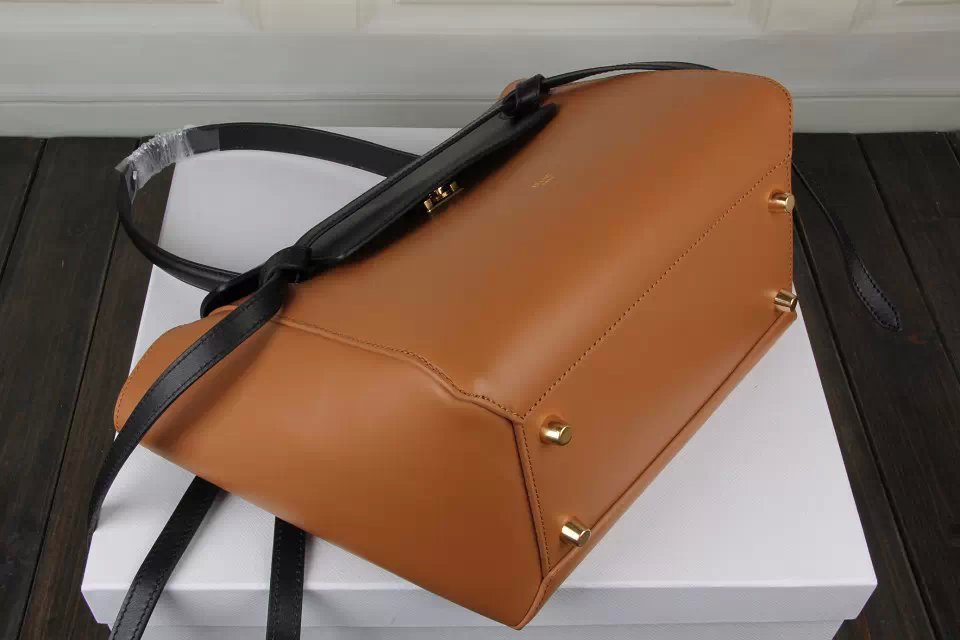 CELINE/セリーヌスーパーコピー BELT ハンドバッグ 17552 3WVK 16UN - 商品画像 1
