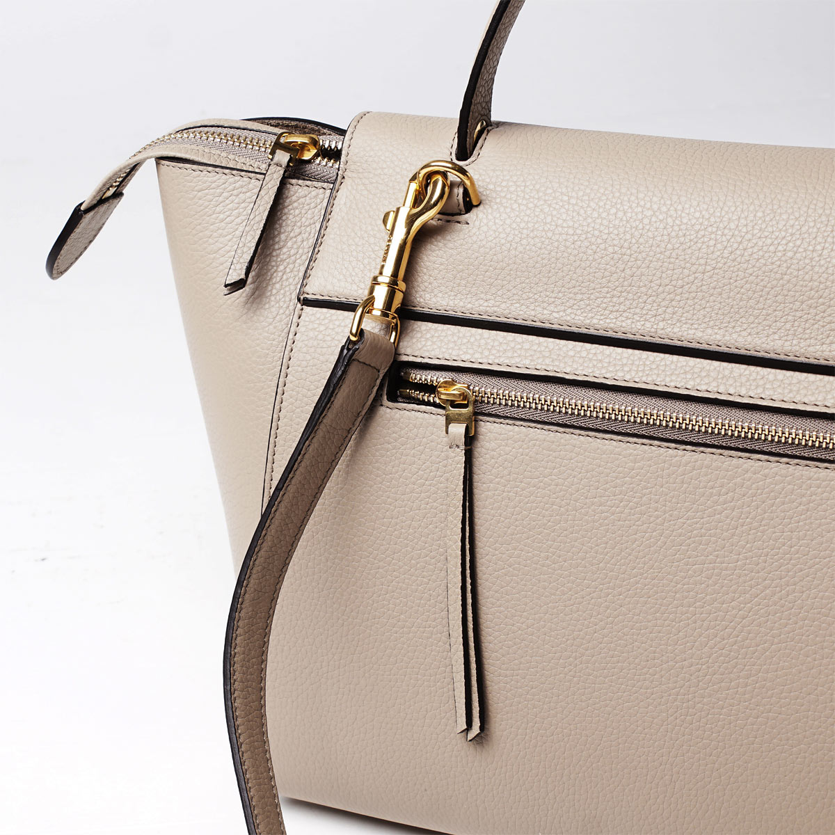 セリーヌスーパーコピー/CELINE/ ハンドバッグ(2WAY仕様)/Belt Bag LEATHER /Dune ベージュ系 17610 3xvm 03un レディース - 商品画像 3