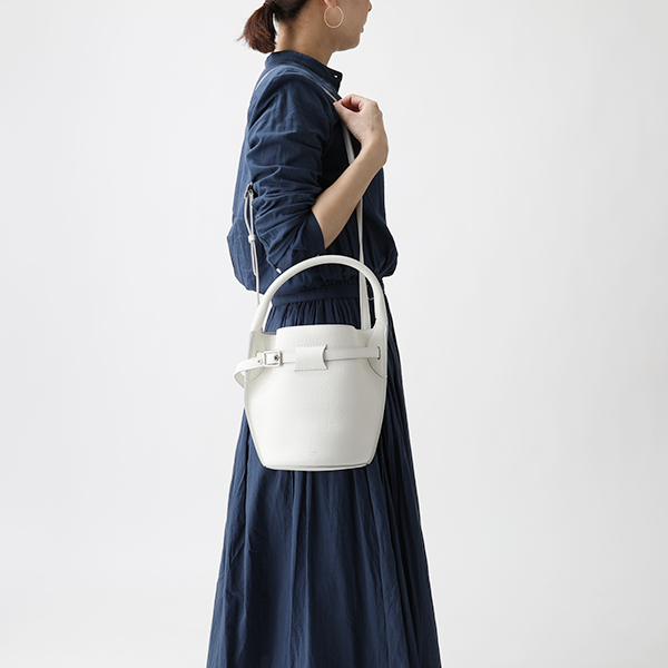CELINEスーパーコピー 187243A4U.01BC Big Bag Nano Bucket ビッグバッグ ナノ バスケット トートバッグ ショルダーバッグ White レディース - 商品画像 4