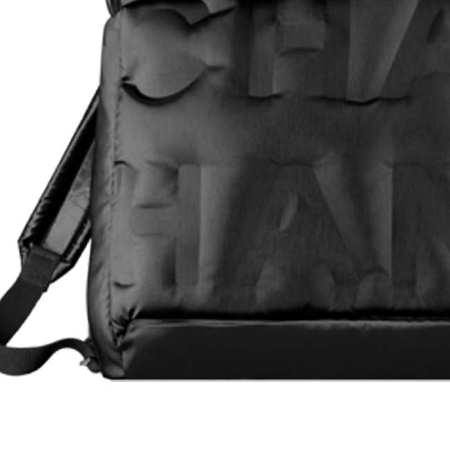 CHANELスーパーコピー ブラック エンボス ナイロン バックパック A26652155 - 商品画像 4