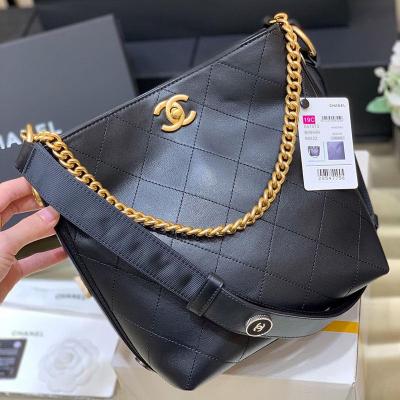 シャネルコピー ショルダーバッグ マトラッセ ココマーク ホーボーバッグ A57573