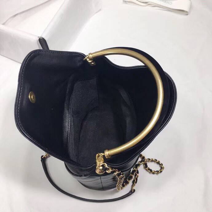 CHANELバッグスーパーコピー シャネル 18AW A57861 Y83679 94305 バケットバッグ ブラック - 商品画像 3