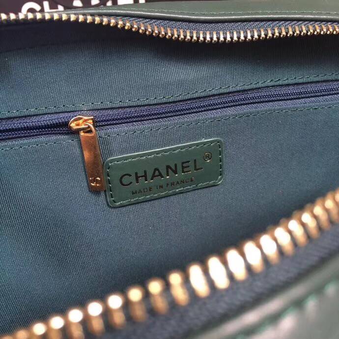 CHANELコピー バニティー バック ショルダー グリーン レッド ベージュ A57906 Y83940 94306 - 商品画像 3