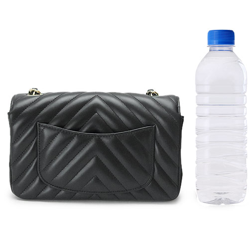 シャネルコピー ショルダーバッグ CHANEL レディース シェブロン ポシェット ココマーク キルティング レザー ブラック/GD A69900 Y25539 94305 - 商品画像 8