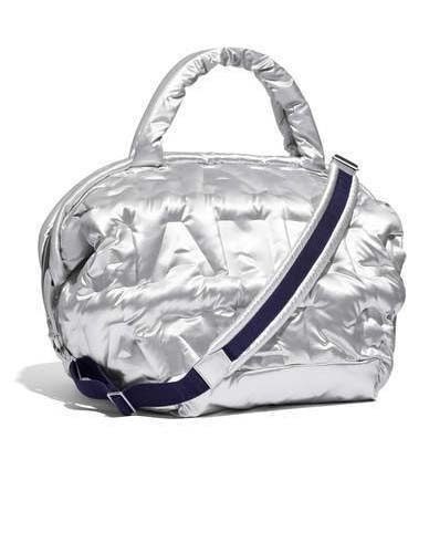 CHANELコピー ラージ ジップエンボスナイロンバッグ Silver A91935 Y82702 45002 - 商品画像 4