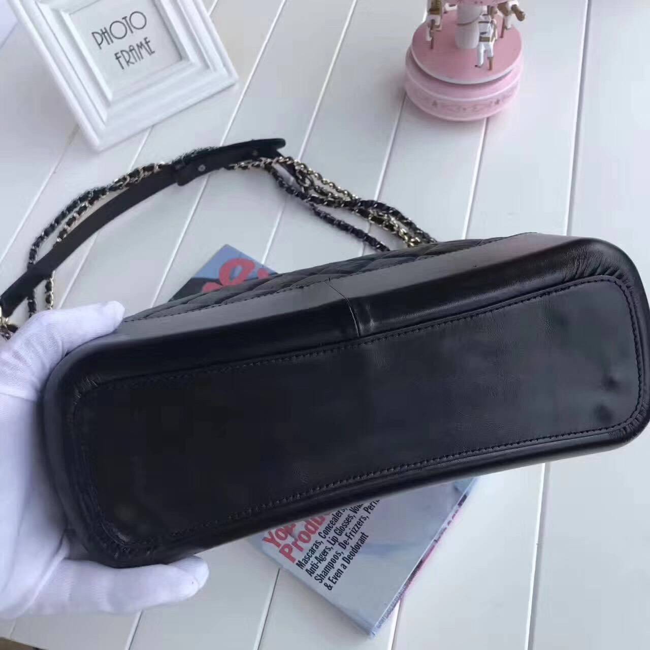 シャネルコピー ガブリエル ドゥ ラージ ホーボー バッグ A93825Y61477C0204 - 商品画像 3