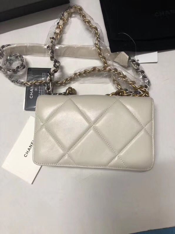 シャネル CHANEL19 チェーンウォレット AP0957 ベージュ ショルダーバッグ - 商品画像 7