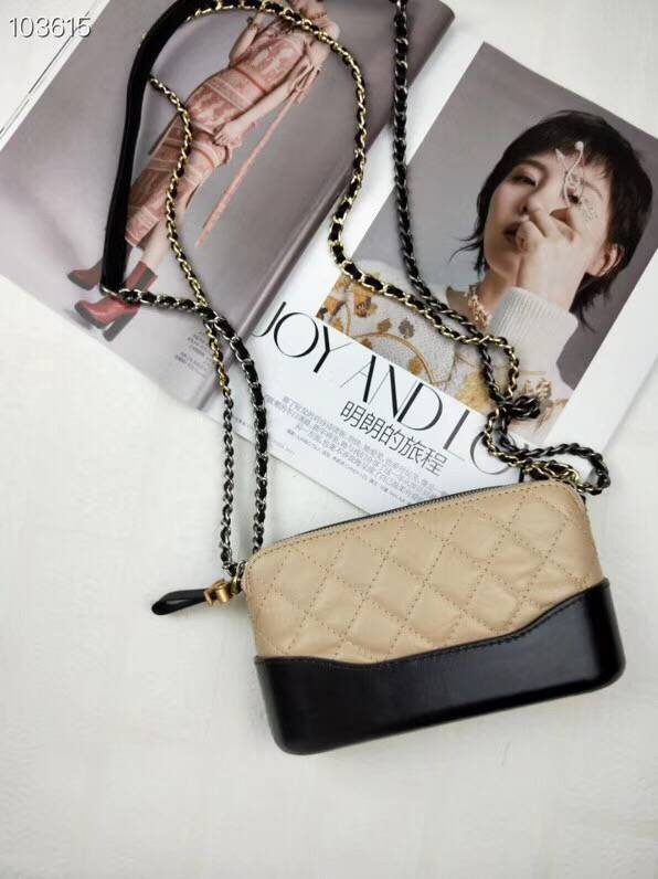 シャネルコピー CHANEL ガブリエル チェーン クラッチ レディース ショルダーバッグ チェーンウォレット 2WAYバッグ ベージュ & ブラック ゴールド×シルバー A94505 Y61477 C0204 - 商品画像 4