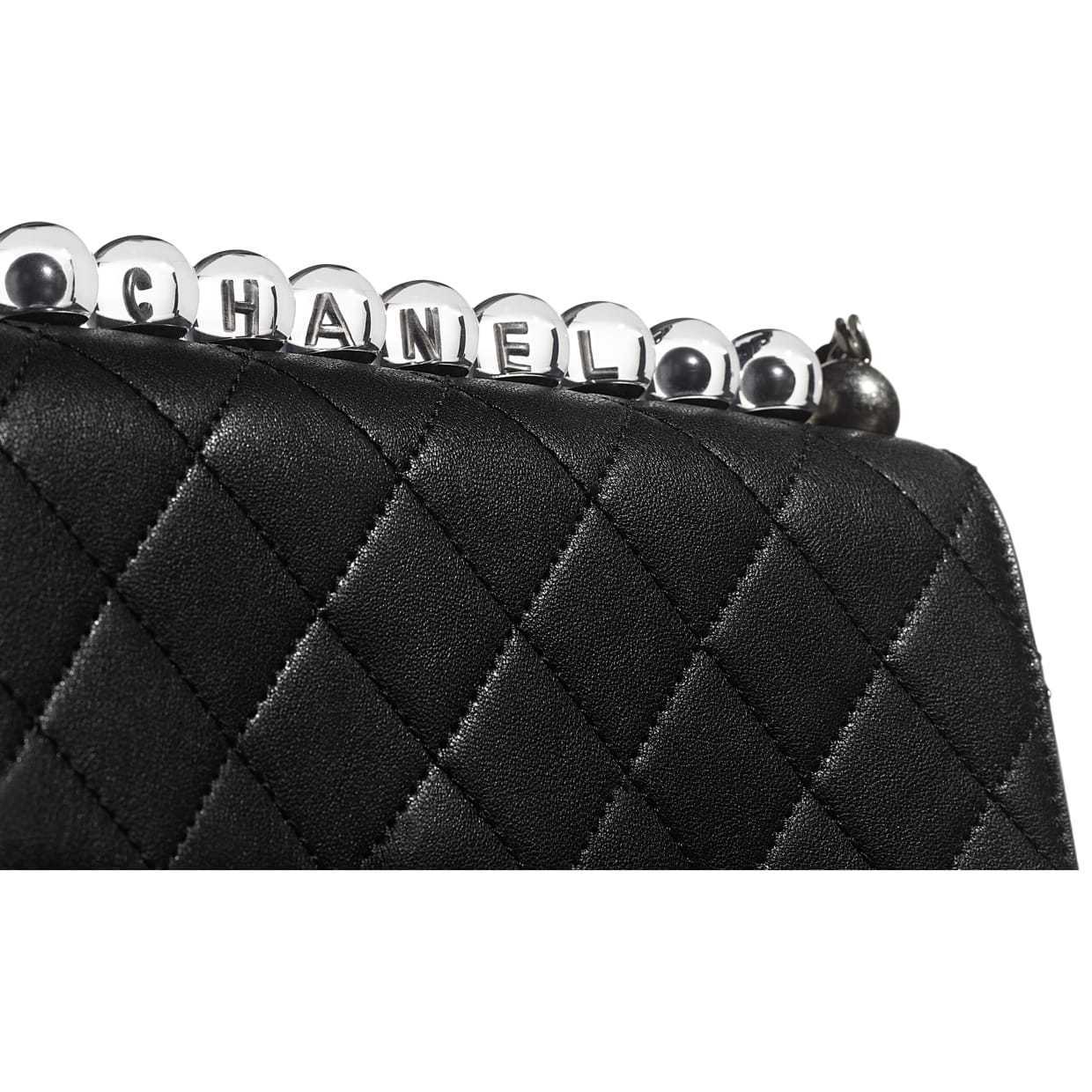 シャネル CHANEL フラップ バッグ ゴートスキン ビーズ ショルダーバッグ CC パール ラムAS0585 B02884 94305 - 商品画像 1