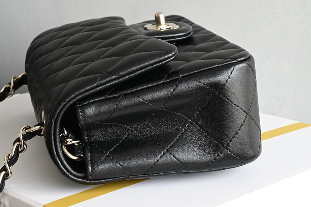 CHANEL スーパーコピー クラシック フラップ バッグ AS1116 - 商品画像 1