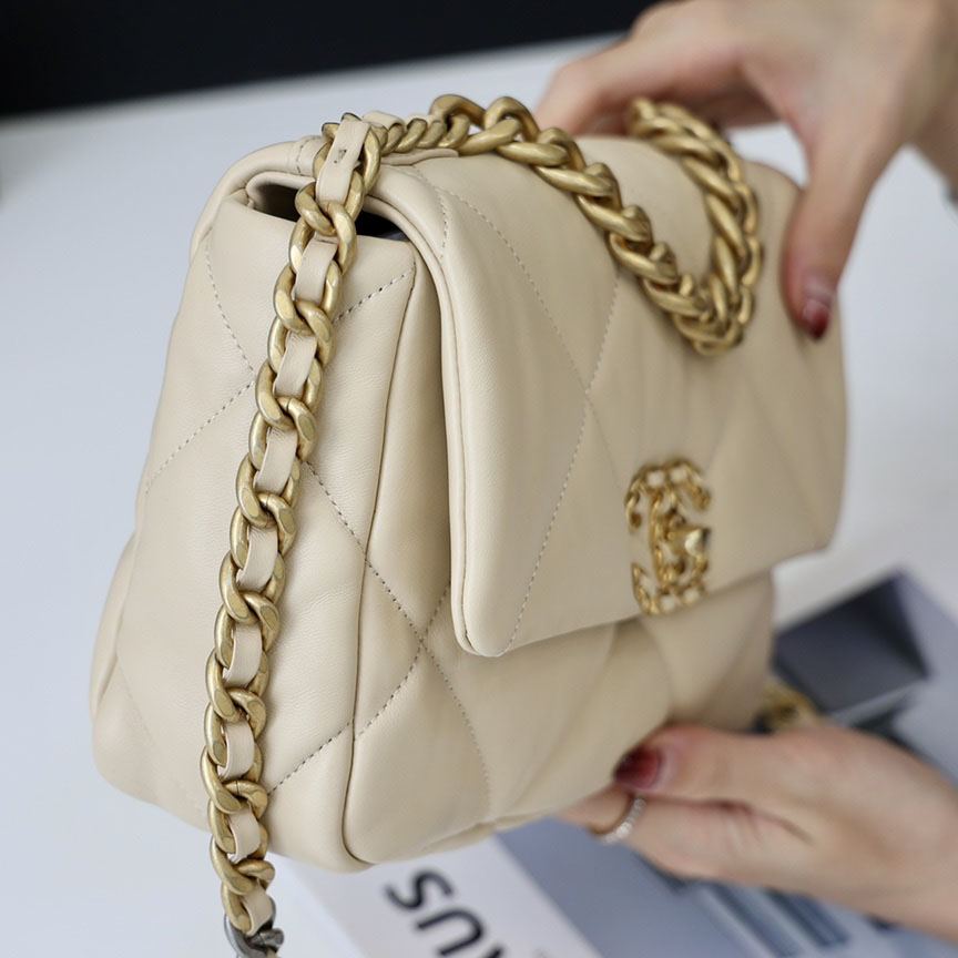 シャネルスーパーコピー chanel 19 フラップバッグ AS1160 AS1161 ベージュ - 商品画像 1