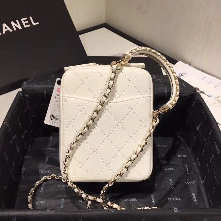 CHANELスーパーコピー シャネル ショルダーバッグ ハンドバッグ ホワイト ヴァニティーケース カーフスキン AS1753 B02782 10601 - 商品画像 10