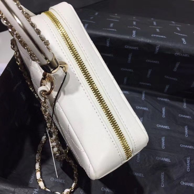 CHANELスーパーコピー シャネル ショルダーバッグ ハンドバッグ ホワイト ヴァニティーケース カーフスキン AS1753 B02782 10601 - 商品画像 7