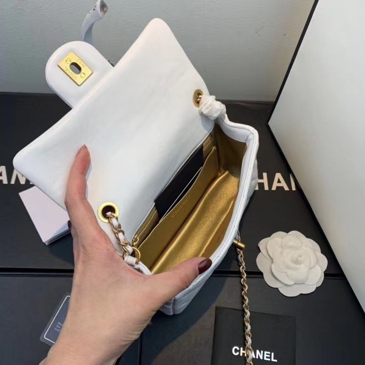 シャネル CHANEL マトラッセ ショルダーバッグ CCロゴ 白 AS1787 B02916 N6518 - 商品画像 3