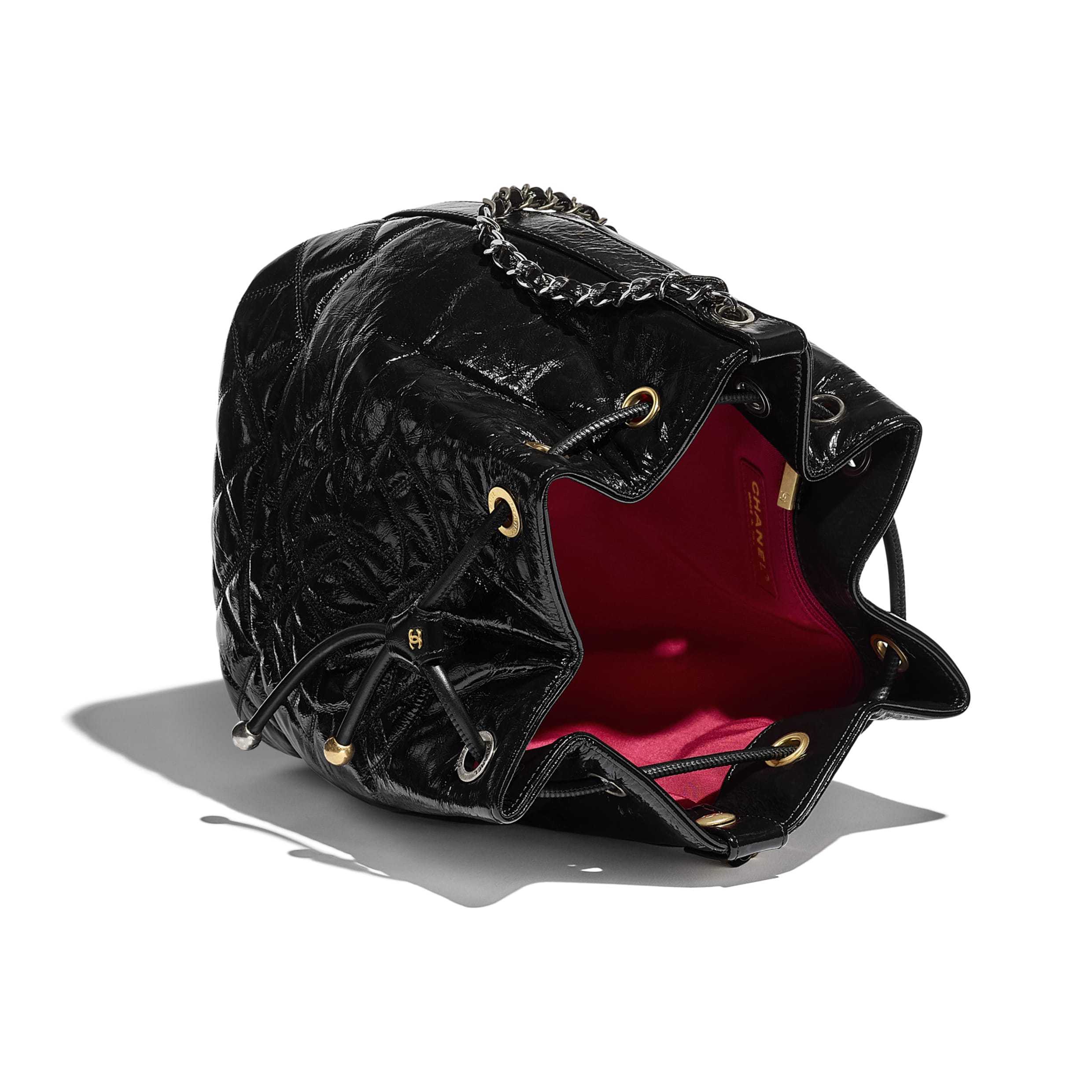 スーパーコピーCHANEL バッグ cc ロゴ チェーン レザー 黒 バケツ カーフ 巾着バッグ AS1877 B03408 94305 - 商品画像 4