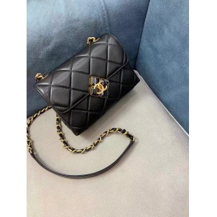 CHANELスーパーコピー ミニフラップバッグ レジン マトラッセ グリーン AS2633 B05977 94305