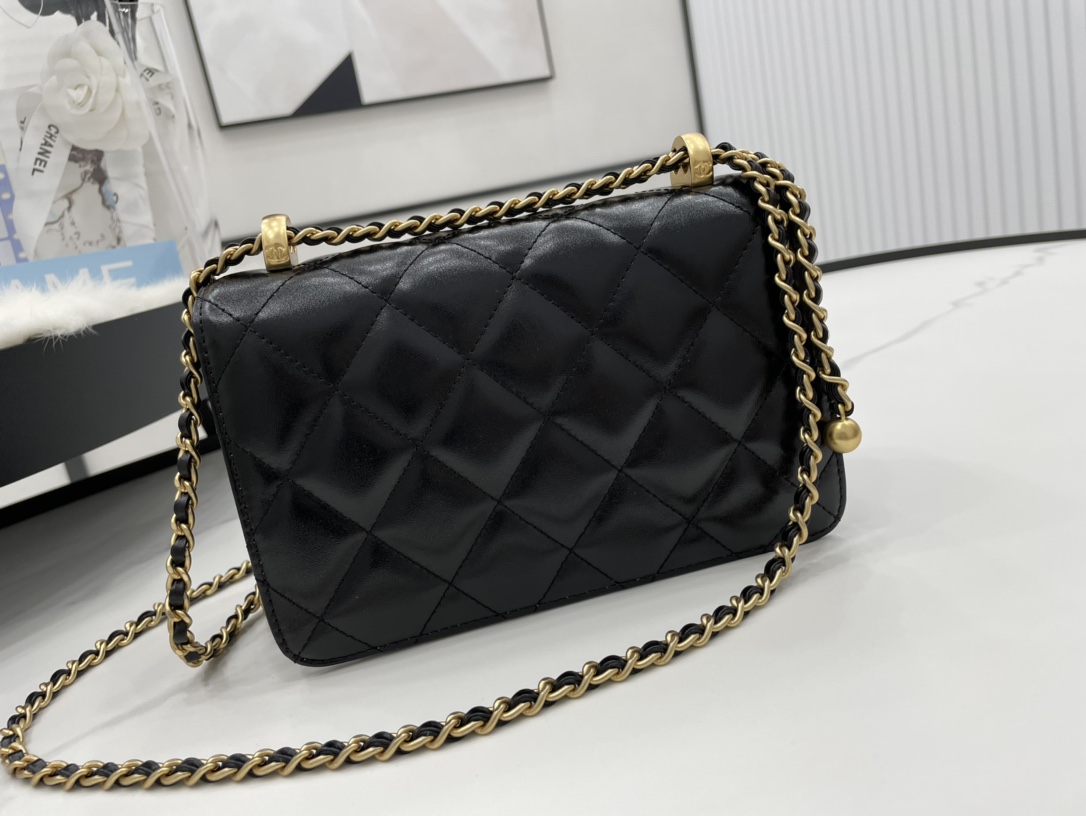 シャネルコピー CHANEL ミニ フラップバック カーフスキン ブラック AS2615 B05973 94305 - 商品画像 9