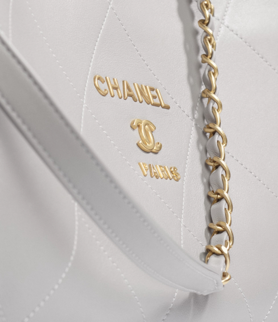 シャネル CHANEL スモールショッピングバッグ カーフスキン グレー ロゴ AS2752 B06377 10601 - 商品画像 4