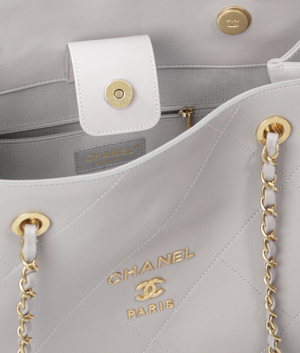 シャネル CHANEL スモールショッピングバッグ カーフスキン グレー ロゴ AS2752 B06377 10601 - 商品画像 1