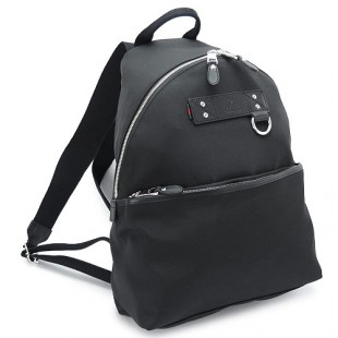 グッチスーパーコピーバッグ リュックサック GUCCI デイバッグ ナイロン ブラック 268184 F567N 1060