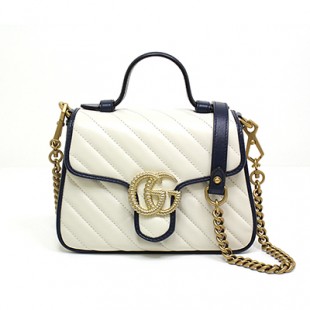 グッチスーパーコピー GUCCI GGマーモント ミニ トップハンドルバッグ ホワイトレザー/ダークブルー/ゴールド金具 ダブルG 583571 0OLFX 9085