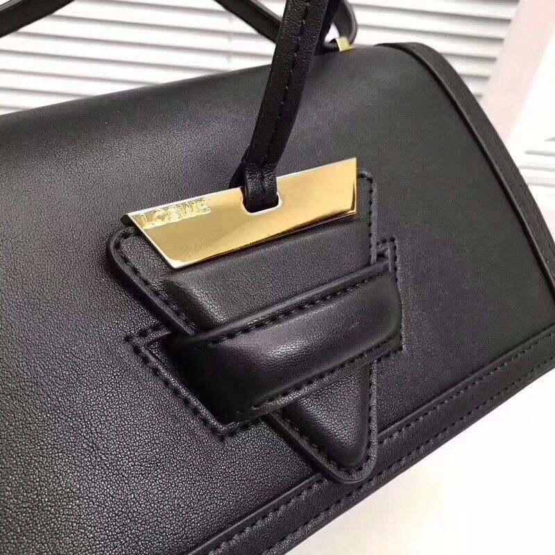 ロエベ LOEWE ショルダーバッグ 2WAY レディース ギフト プレゼント レザー 本革 30274-np39-1100 black BARCELONA バルセロナ - 商品画像 1