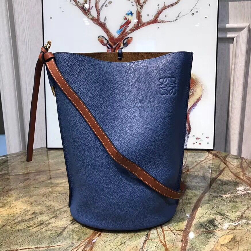 ロエベコピー LOEWE ショルダーバッグ レディース プレゼント ギフト レザー 本革 通勤 32112 u13 4294 GATE BUCKET ゲート バケット - 商品画像 4