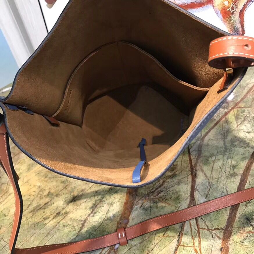 ロエベコピー LOEWE ショルダーバッグ レディース プレゼント ギフト レザー 本革 通勤 32112 u13 4294 GATE BUCKET ゲート バケット - 商品画像 6