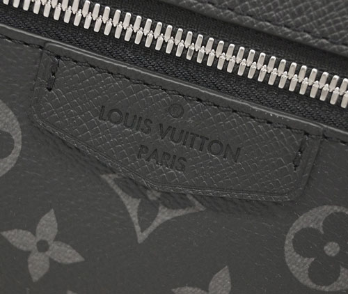 LOUIS VUITTON ルイヴィトン『タイガ アウトドア メッセンジャー PM』M30233 メンズ ショルダーバッグ - 商品画像 9