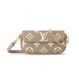 スーパーコピーLOUIS VUITTON アイビー チェーン ウォレット モノグラム M82211