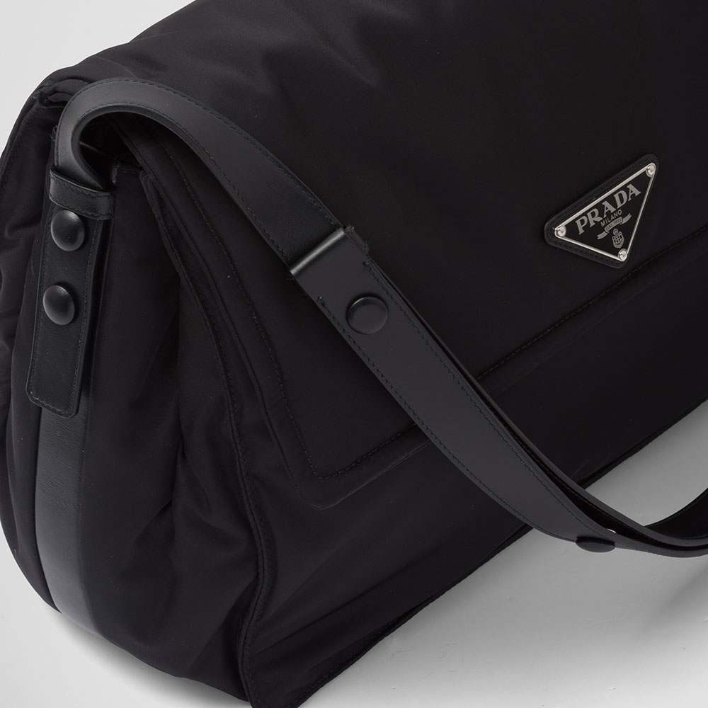 プラダ スーパーコピー Re-Nylon ラージ パデッド ショルダーバッグ 1BD256_RDLN - 商品画像 1