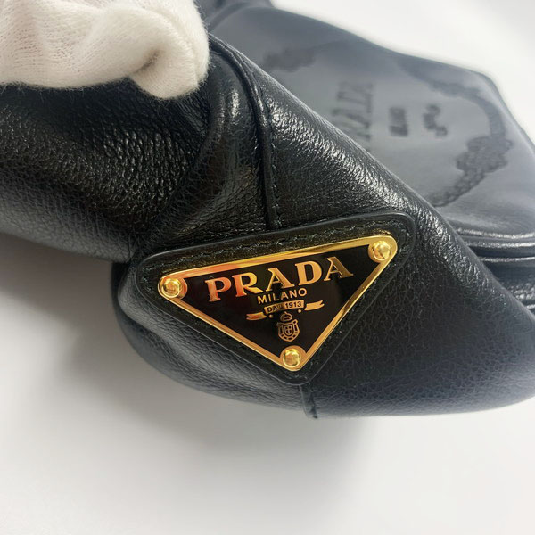 PRADAスーパーコピー プラダ 巾着 ショルダースタッズ 1BH038 レザー ブラック - 商品画像 5