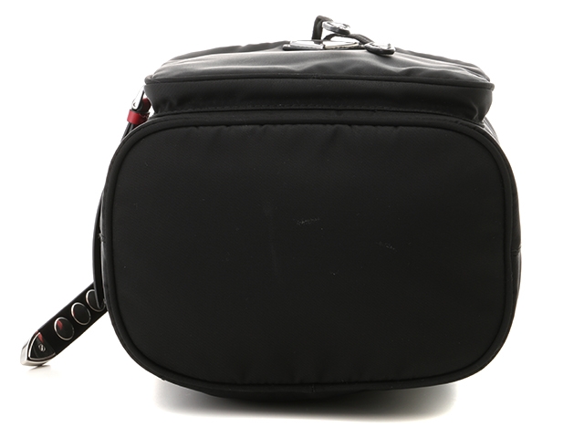 PRADAコピー巾着ショルダーバッグ ナイロン ブラック ショルダースタッズ 1BH038 V OBO 2BYB ik - 商品画像 6