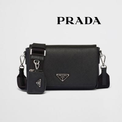 プラダ スーパーコピー サフィアーノレザー ショルダーバッグ 2VD059_9Z2