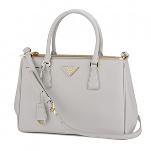 プラダバッグコピー ハンドバッグ PRADA BN1801 NZV F0K74 バッグ サフィアーノ ルクス SAFFIANO LUX レディース TALCO ホワイト 白 2WAY ショルダーバッグ トライアングル メタル ゴールド 革 - 商品画像 1