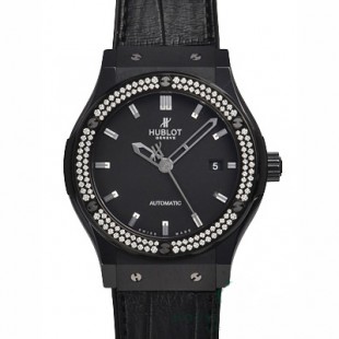 ウブロスーパーコピー クラシックフュージョン ブラックマジック セラミック４２ｍｍ 542.CM.1170.LR.1104