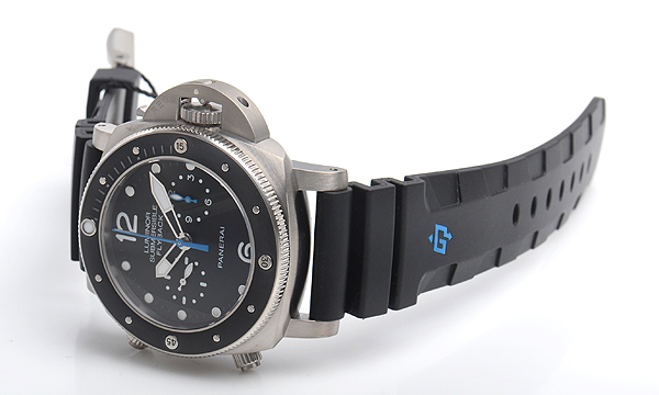 パネライスーパーコピー サブマーシブル1950 3デイズ フライバッククロノ 47mm PAM00615 - 商品画像 6