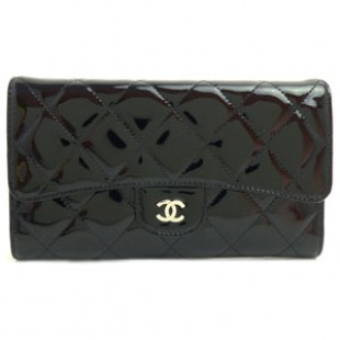 シャネルスーパーコピーCHANEL 長財布 三つ折り ココマーク パテント キルティングレザー/マトラッセ ブラック A31506