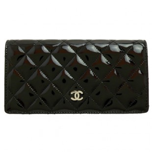 シャネル CHANEL 長財布 二つ折り ココマーク パテント キルティングレザー マトラッセ ブラック A31509
