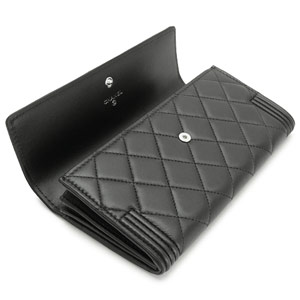 シャネル財布スーパーコピーCHANEL 二つ折りフラップ BOY CHANEL/ボーイシャネル キルティング マトラッセ レザー ブラック A68910 - 商品画像 4