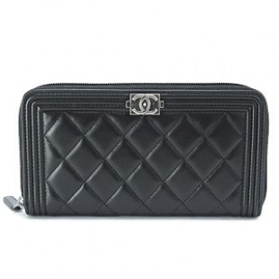 シャネル財布スーパーコピー ラウンドファスナー BOY CHANEL/ボーイシャネル キルティング マトラッセ レザー ブラック A80288 Y04639 NOIR