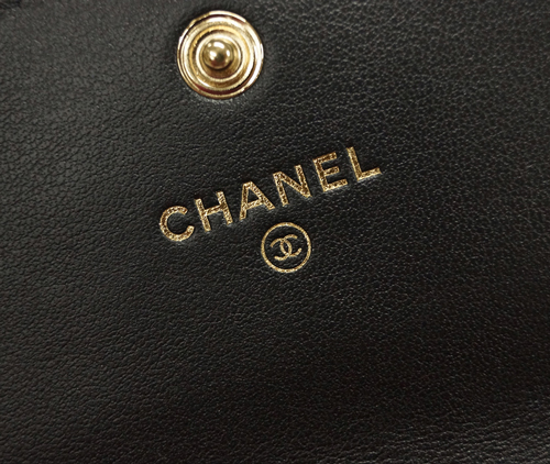 シャネル財布コピー AP0955 CHANEL 長札ファスナー 小銭入れ付き 長財布 CHANEL19 ロング フラップウォレット チェーン CC ブラックxダークピンク ゴールド金具 - 商品画像 5