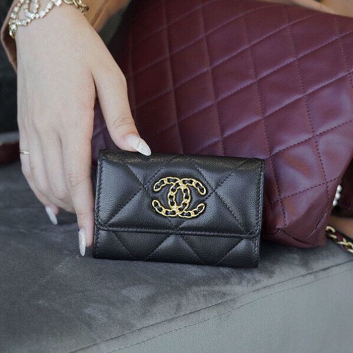 シャネルコピー CHANEL 19 フラップ カードケース ミニ財布 AP1790 - 商品画像 8