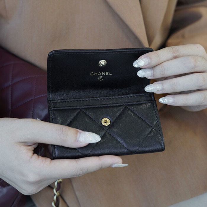 シャネルコピー CHANEL 19 フラップ カードケース ミニ財布 AP1790 - 商品画像 1