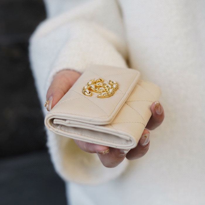 CHANEL 19 フラップ カードケース ミニ財布 コピー AP1790 - 商品画像 4